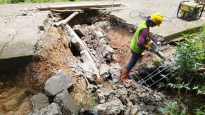 Perbaikan gorong-gorong jalan desa sungai ibul kabupaten pali