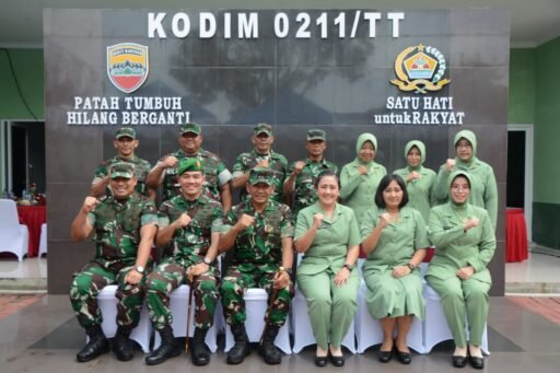 Danrem 023/KS Bersama Ketua Persit Kunjungan Kerja ke Kodim 0211/TT