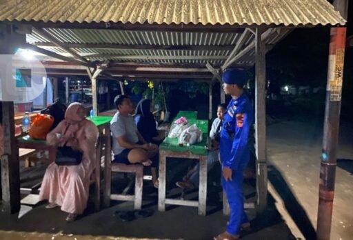 Sat Polair Polres KLU Patroli Rutin Pastikan Keamanan Pesisir pantai