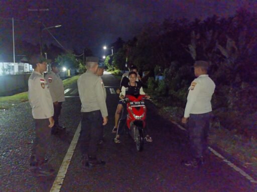 Polsek Essang Gelar Patroli Cipkon Malming dengan Motto Sapa Porodisa (SANGKUDIMAN SU PARAMAYAN).