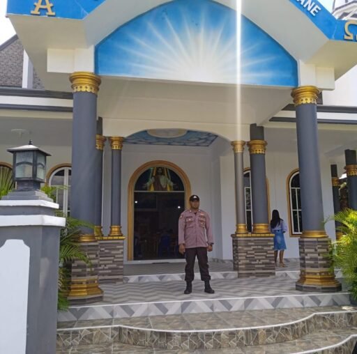 Polsek Melonguane Intensifkan Patroli Minggu disejumlah Gereja.