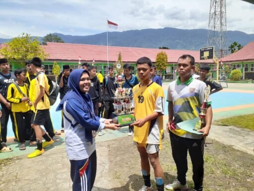 Madrasah Aliyah Negeri (MAN) 1 Lebong Mengadakan Turnamen Futsal CUP 2025 Tingkat SMP.