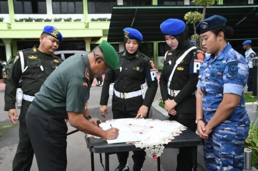 Danrem 044/Gapo Ikuti Upacara Gelar Pasukan Gaktib Dan Upacara Yustisi 2025