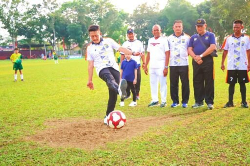 Rebut ” Piala Kapolres Binjai ” Turnamen Sepak Bola U14 Dibuka