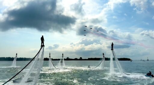 Aksi Memukau Rajawali Laut Flight, Hibur Delegasi dan Tamu Undangan di MNEK 2025