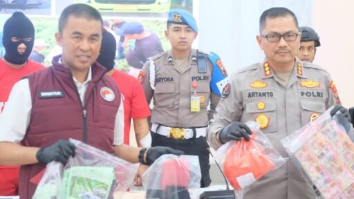 Polda Jateng Ungkap 12 Kg Sabu, Berawal dari Kecelakaan di Tol