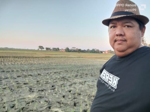 Kepala Desa Rawameneng, H. Yanto, Berkomitmen Meningkatkan Kesejahteraan Masyarakat