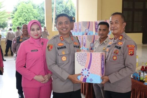 Polres Ogan Ilir Gelar Bazar Ramadhan Polri Presisi 2025 dan Baksos Bhayangkari