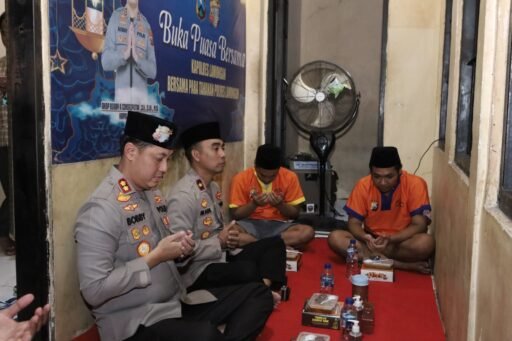 Kapolres Lamongan Buka Puasa Bersama tahanan, Tekankan Kepedulian dan Pembinaan