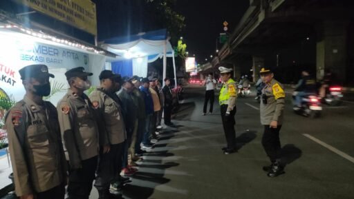 Polsek Bekasi Barat Mulai Aktif Melaksanakan Ops Ketupat Jaya 2025 Di Pos Pam Sumber Arta Bekasi