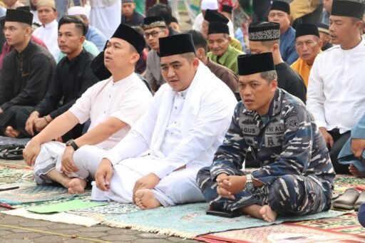 Sholat Idul Fitri Komandan Lanal Bersama Forkopimda Bintan