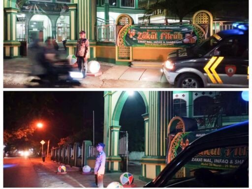 Polsek Ngimbang Gelar Patroli Dan Pengamanan Sholat Taraweh di Masjid Nurul Huda Desa Ngimbang
