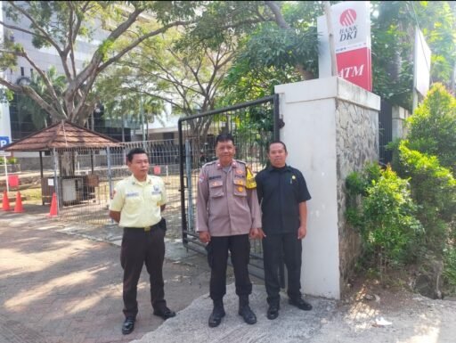 Bhabinkamtibmas Jakasampurna Proaktif Jaga Kamtibmas, Warga Apresiasi Kehadiran Polisi