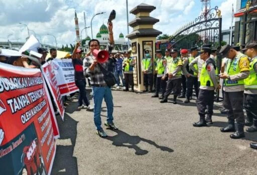 Desri Nago, SH : Oknum “O” CS Tegaskan Jadilah Wartawan Yang Profesional