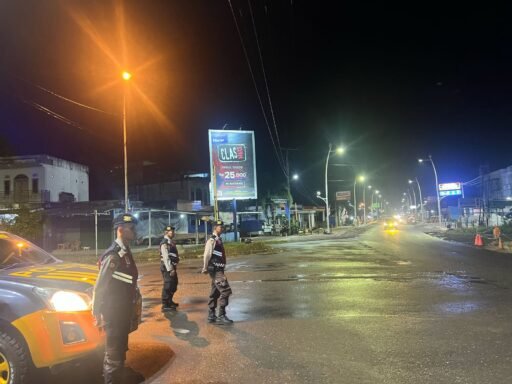 Patroli Presisi Jaga Kamtibmas di Perumahan, Pertokoan, Bank, dan Indomaret di Muara Enim