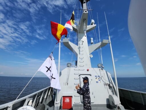 Tingkatkan Profesionalism Prajurit,Unsur Lantamal I KRI Torani-860&KRI Clurit-641 Latihan Bersama