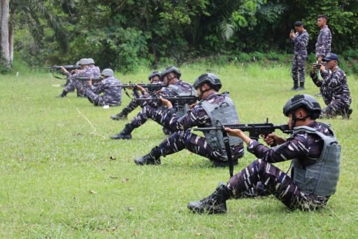 Tingkatkan Profesionalisme Hadapi Tantangan Di Medan Tugas, Lanal Dumai Gelar Latihan Menembak