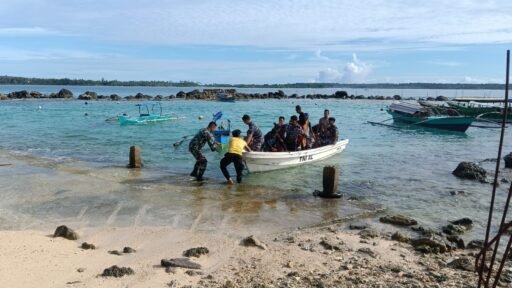 Lanal Simeulue Selamatkan 6 Nelayan Di Perairan Pulau Babi