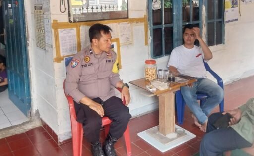 Kunjungan Tokoh Agama oleh Bhabinkamtibmas Kelurahan Jatikramat