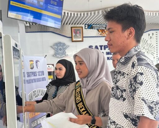Pelayanan Prima dan Humanis oleh Personil Polwan dan ASN di Polres Metro Bekasi Kota