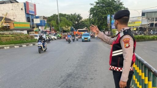 Patko Unit 2 Sat Samapta 9002 Laksanakan Patroli Mobile dan Pelayanan Masyarakat