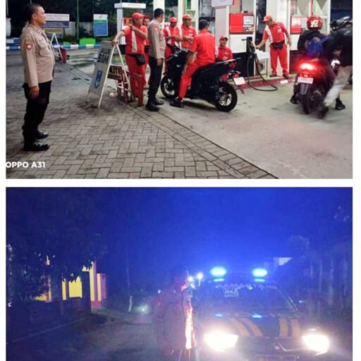 Polsek Ngimbang Gelar Patroli Blue Light Guna Cegah Dan Tangkal 4C Dan Antisipasi Kriminalitas