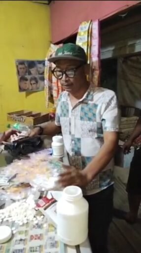 Berkolaborasi Dengan Masyarakat, Polsek Cikarang Timur Lakukan Penindakan Toko Obat Type G