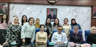 Perempuan Bersinar mengadakan metting dengan BNN di Gedung BNN