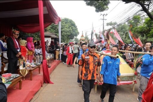 Wali Kota Dorong Warga Mustika Jaya Terus Lestarikan Festival Adu Bedug dan Dondang