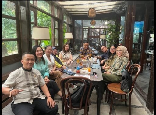 Ketua DPC PADI Depok Bersama Ketua Harian melakukan pertemuan dengan Ketua Umum PADI di Kemang