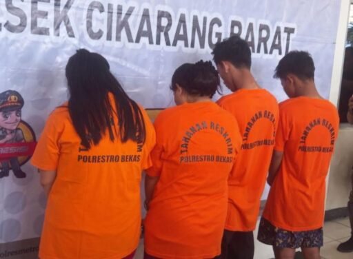 Empat pelaku spesialis pembobol rumah kosong di amankan unit Reskrim Polsek Cikarang Barat