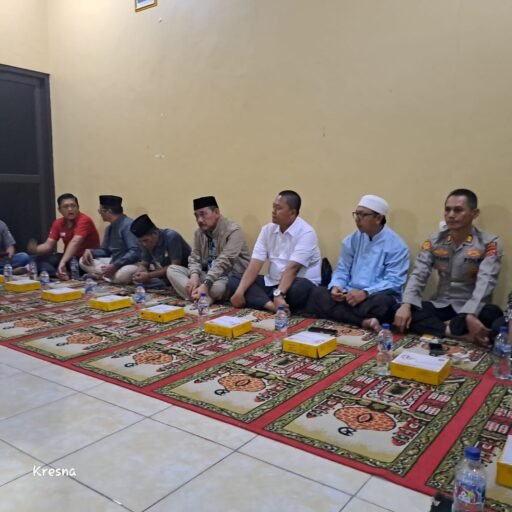 Sambut Hari Buruh, Polsek Cikande Polres Serang dan Serikat Buruh Gelar Pengajian dan Do’a Bersama