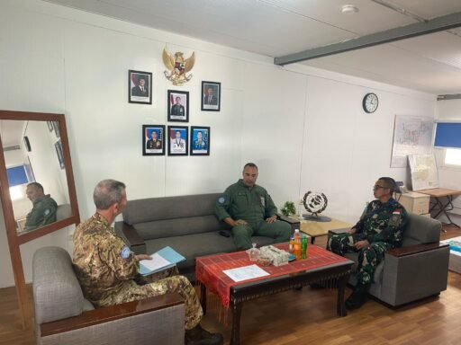 Pererat Sinergi, Kolonel Allan dan Kolonel Pavia Bahas Dukungan Akomodasi di UNIFIL HQ