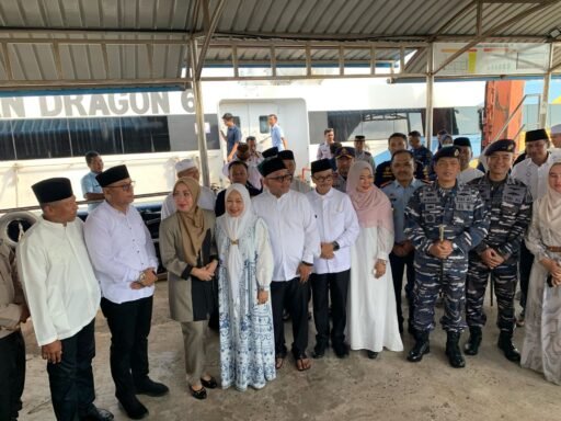 Danlanal Bintan Hadiri Pemberangkatan Jama’ah Calon Haji Kota Tanjung Pinang