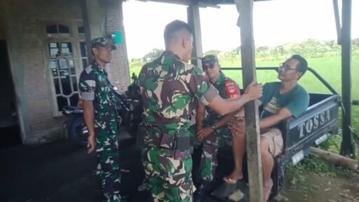 Babinsa Desa Girimargo Tekankan Pentingnya Ronda Malam Untuk Keamanan