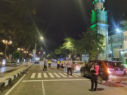 Polres Lamongan Gelar Patroli Harkamtibmas Antisipasi Balap Liar dan Premanisme