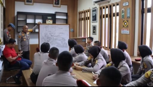 Kapolres Serang Beri Materi Reskrim Pada Taruna Taruni Akpol