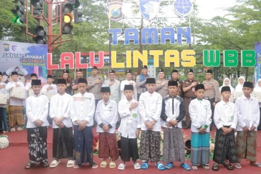 Polres Blitar Gelar Road Safety Bersama Dirlantas Polda Jatim DI Warung Bambu Barokah