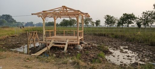 Misteri Kandang Ayam di Tanah Wakaf Makam Desa Ciasem Girang: Warga Geram!