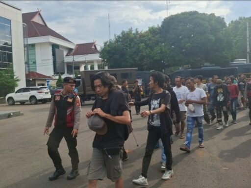 Polisi Tangkap 23 Preman Berkedok Jukir Liar di Bogor, Sita Uang Pungli dan Miras