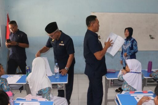 Ketua Pengurus Cabang Surabaya Yayasan Hang Tuah Tinjau Pelaksanaan PAS Semester II