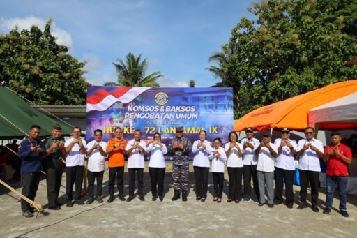 Lantamal IX Gelar Bakti Sosial Kesehatan dan Komunikasi Sosial Jelang HUT Tahun 2025