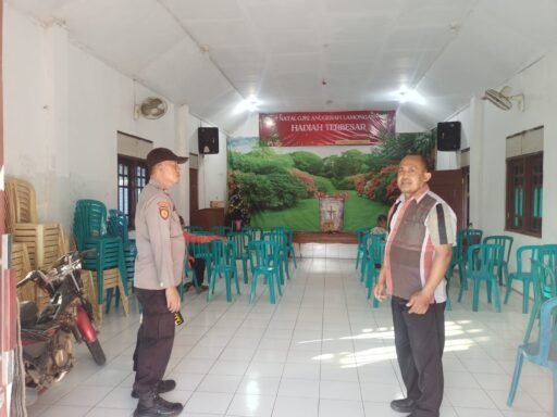 Pengamanan Ibadah Rutin Minggu Pagi Di Gereja GKJTU Dan GJWI Desa Ngasemlemahbang Kec. Ngimbang