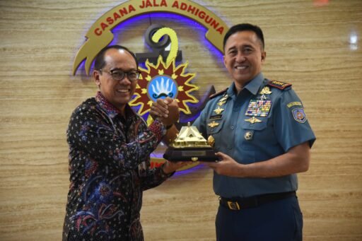 Perkuat Sinergitas, Komandan Kodiklatal Terima Kunjungan Kepala Perwakilan BI Jatim