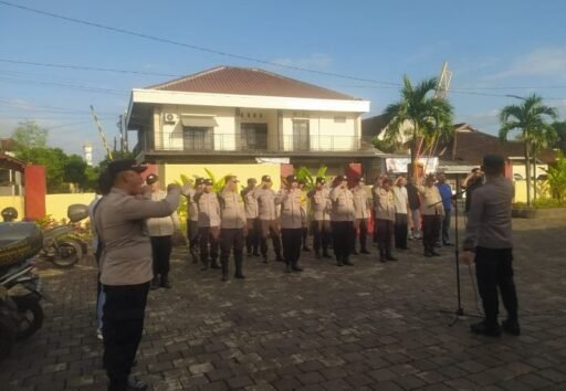 Kapolsek Selaparang Dorong Personel Tingkatkan Kemtibmas dan Disiplin dalam Tugas