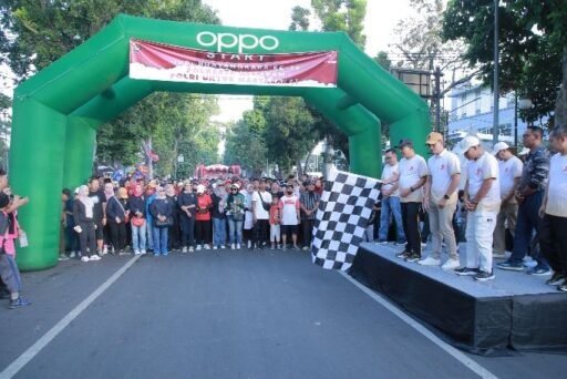 Kapolda NTB Lepas Ribuan Warga, Meriahkan Jalan Santai Hari Bhayangkara ke-79