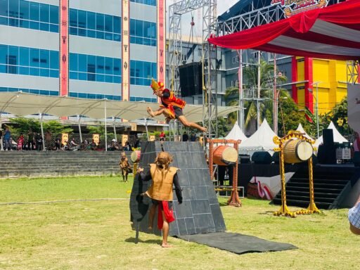 Danlanal Nias Sebagai Narasumber Opening Ceremony Jelajah Rupiah Kepulauan Nias Tahun 2025