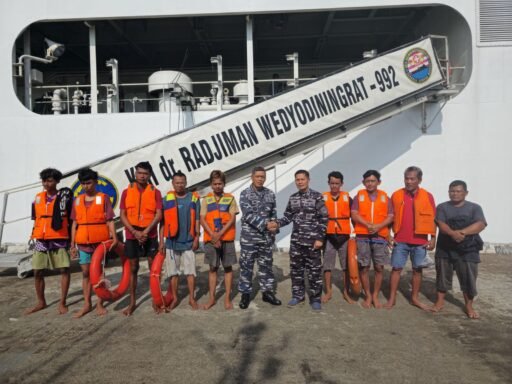 Danlanal Bintan Terima Korban Kecelakaan Laut KM Maju Jaya Yang Tenggelam Di Perairan Pulau Tebing