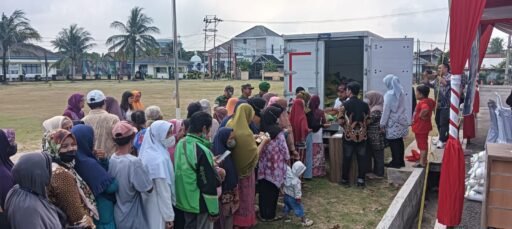Kodim 0418/Palembang Ikuti Penyaluran Bantuan Pangan dan SPHP Bersama Menhan RI dan Panglima TNI