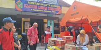 Empati Kepada Korban Kebakaran Asrama Kobek, Robi Barus SE MAP Berikan Bantuan